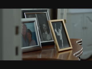 Голубые глаза / Blå ögon / S01E07 из 10 / на русском