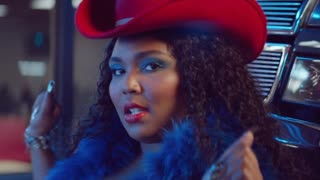 Lizzo - Tempo (feat. Missy Elliott) (Official Video 2019)